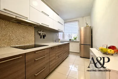 Квартиры в аренду, 2-комнатные, Senica · €600