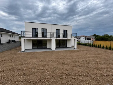 Na predaj dom, 124 m², Ľubotice, Makarenkova