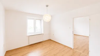 Na predaj 3-izbový byt, 63 m², Humenné, Kukorelliho