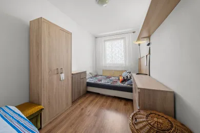 Na predaj byt v Bratislava-Devínska Nová Ves · €208 000 · Čiastočná rekonštrukcia