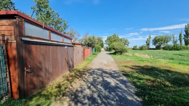 Eladó telkek, Bratislava-Ružinov · €155 000