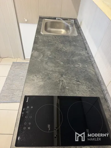 Na prenájom 1-izbový byt, 33 m², Dubnica nad Váhom, Kpt.Nalepku