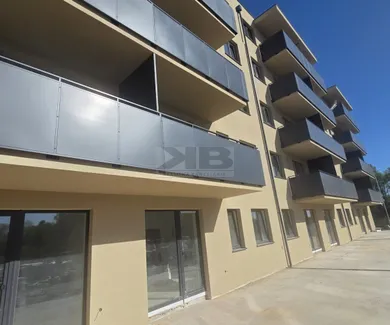 Na predaj 2-izbový byt, 48 m², Dunajská Streda, Júliusa Lörincza
