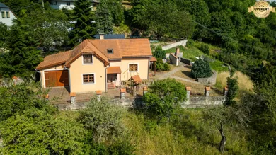 Domy na sprzedaż, 3-pokojowe, Banská Štiavnica · €249 000