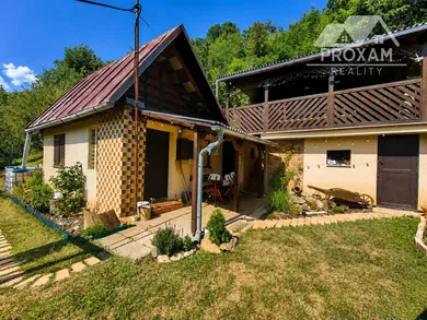 Rekreačné domy na predaj 2-izbový, Cinobaňa · €32 990