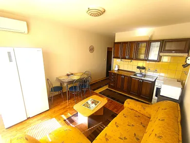 Na prenájom 1-izbový byt, 45 m², Michalovce, Saleziánov