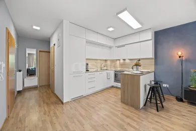 Na predaj 3-izbový byt, 59 m², Hviezdoslavov, Hviezdna ulica