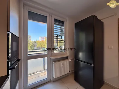Na prenájom 3-izbový byt, 69 m², Košice-Sever, Hroncova