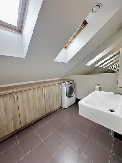 Na prenájom 3-izbový byt, 106 m², Košice-Juh, Južná trieda