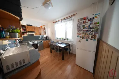 Na predaj 4-izbový byt, 79 m², Prešov, Ďumbierska