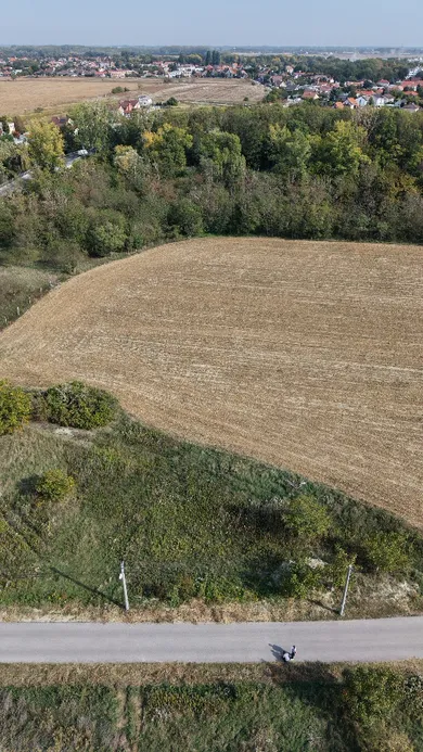 Na predaj pozemok, 205 m², Zálesie, Domky