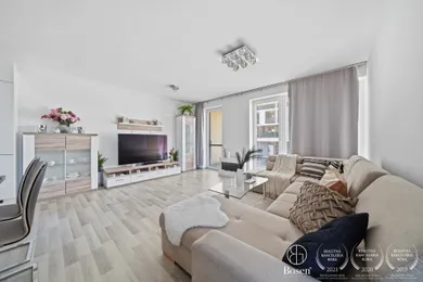 Na predaj 4-izbový byt, 94 m², Bratislava-Petržalka, Béžová