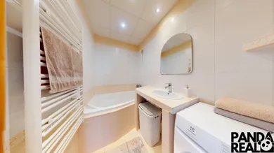 Na predaj 3-izbový byt, 71 m², Nitra