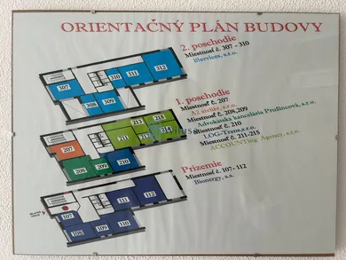 Na prenájom komerčné, 45 m², Bratislava-Ružinov, Strojnícka