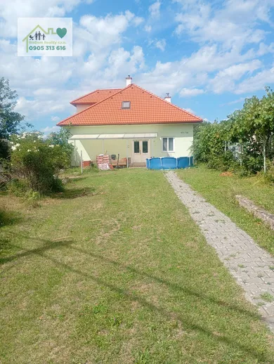 Na predaj dom, 174 m², Prievidza, Školská