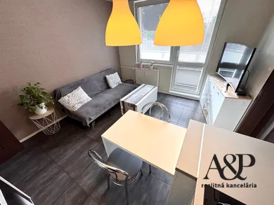 Eladó lakások, 1-szobás, Senica · €95 000