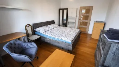 Квартири в оренду, 1-кімнатні, Bratislava-Ružinov · €570