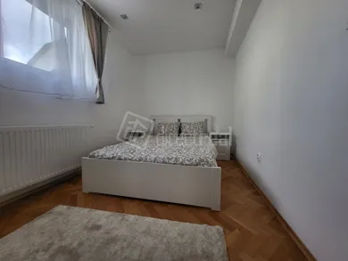 Na prenájom 3-izbový byt, 72 m², Trenčín, Považská