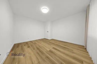 Na predaj 4-izbový dom, 98 m², Šamorín