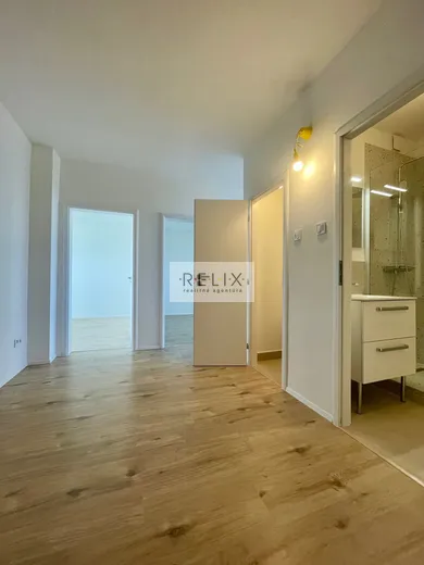Mieszkania na sprzedaż, 2-pokojowe, Bratislava-Dúbravka · €228 900