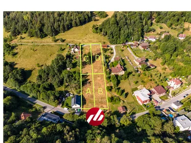 Na predaj pozemok, 235 m², Riečka