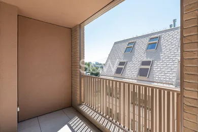 Na prenájom 2-izbový byt, 52 m², Bratislava-Staré Mesto, Floriánska