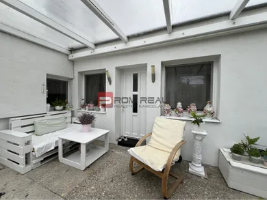 Na prenájom 1-izbový byt, 29 m², Modra, Štefánikova