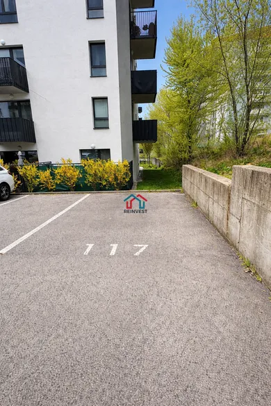Obiekty na wynajem, Bratislava-Dúbravka · €65