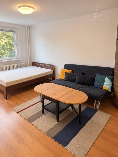 Na prenájom 1-izbový byt, 48 m², Bratislava-Dúbravka, -
