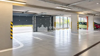 Na prenájom objekt, 16 m², Bratislava-Ružinov, Bajkalská