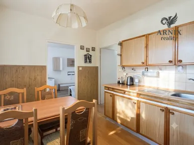 Квартиры на продажу, 3-комнатные, Levice · €122 000