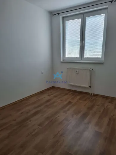 Na prenájom 2-izbový byt, 57 m², Trenčín, Východná