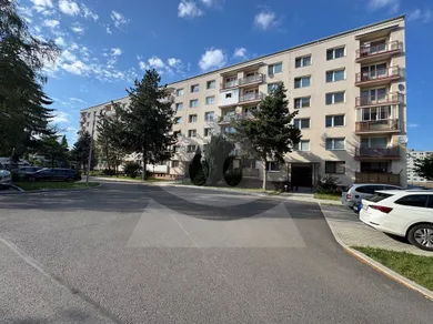 Apartments for rent, 3-room in Liptovský Mikuláš · €680