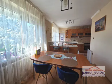 Na predaj 4-izbový byt, 200 m², Nové Zámky
