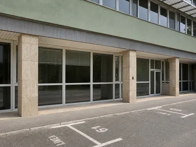 Na prenájom komerčné, 72 m², Bratislava-Ružinov, Drieňová