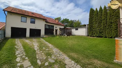 Na predaj 7-izbový dom, 171 m², Banská Bystrica
