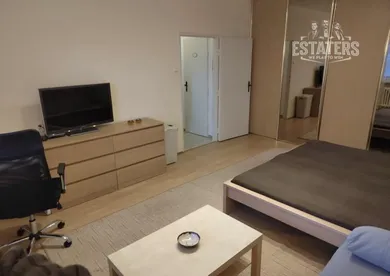 Byty na prenájom 1-izbový, Bratislava-Nové Mesto · €550