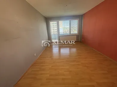 Na predaj 3-izbový byt, 75 m², Žiar nad Hronom