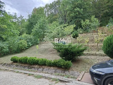 Na predaj 3-izbový byt, 64 m², Banská Štiavnica, Mierová