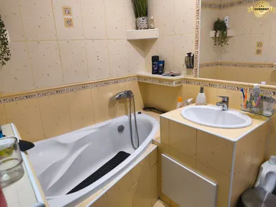 Na predaj 3-izbový byt, 73 m², Topoľčany, Hviezdoslavova