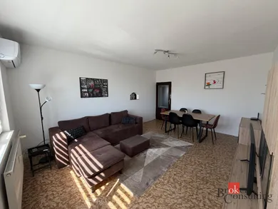 Mieszkania na sprzedaż, 3-pokojowe, Senec · €190 000