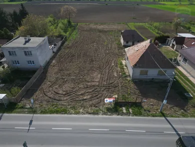 Na predaj pozemok, 234 m², Biskupová