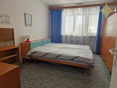 Na predaj 4-izbový byt, 96 m², Prievidza, S. Chalúpku