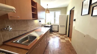 Na predaj 2-izbový byt, 65 m², Zvolen, Gen. Asmolova