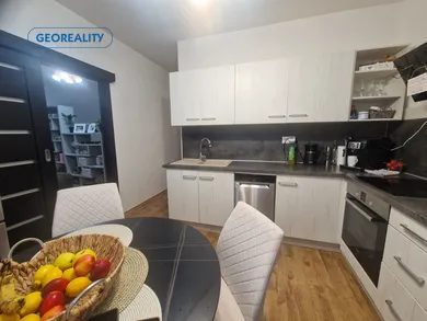 Mieszkania na sprzedaż, 3-pokojowe, Levice · €139 000