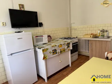 Na predaj 2-izbový dom, Hul