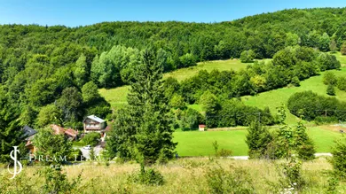 Na predaj pozemok, 981 m², Baláže