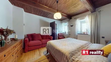 Na predaj 5-izbový dom, 157 m², Hronec