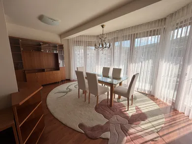 Na predaj 3-izbový byt, 132 m², Trenčianske Teplice
