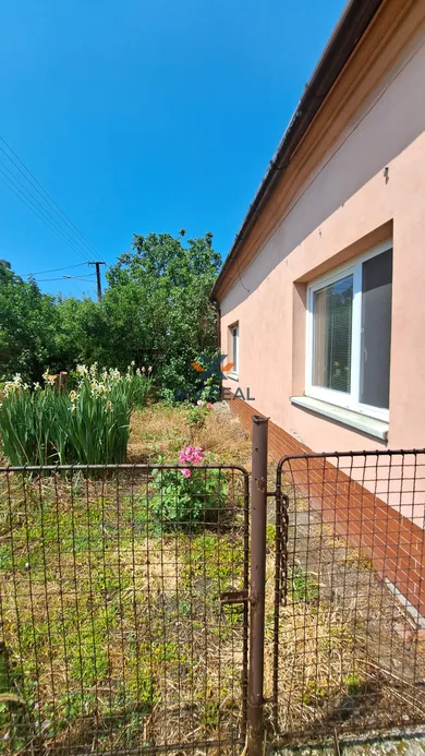 Domy na sprzedaż, 3-pokojowe, Komárno · €79 999